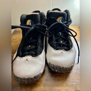 Jordan 6 Rings “White/Black/Coral/Picante Red'  Girls' Shoe Size 3Y